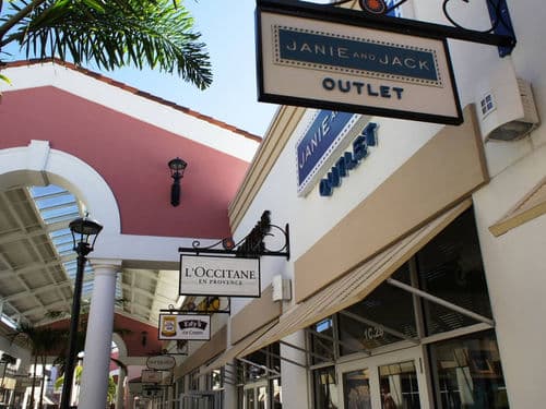 Comprinhas nos outlets de Miami